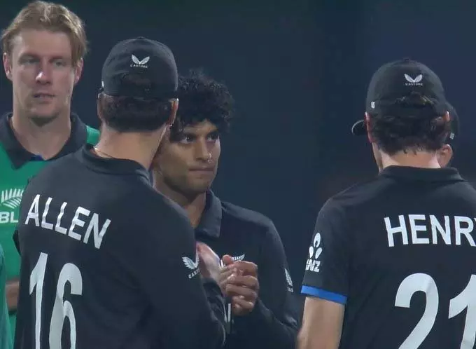 સેમિફાઇનલમાં સાઉથ આફ્રિકા ફાવી ગયું, રચિન રવિન્દ્રએ તેની કમર તોડી નાખી सेमीफाइनल में लड़खड़ाया साउथ अफ्रीका, रचिन रवींद्र ने तोड़ी कमर