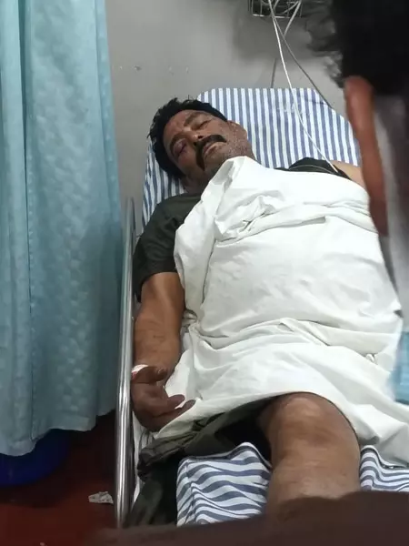 ધનબાદ પબ્લિક સ્કૂલ પાસે પોલીસ-ગેંગ એન્કાઉન્ટર, આરોપી શૂટરના બંને પગ… धनबाद पब्लिक स्कूल के पास पुलिस-गैंग मुठभेड़, आरोपी शूटर के दोनों पैरों...