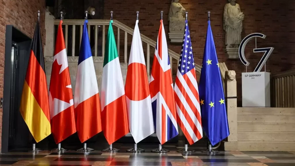 G7 बढ़ती ग्लोबल कीमतों से निपटने के लिए बड़े पैमाने पर ऑयल रिज़र्व रिलीज़ पर...