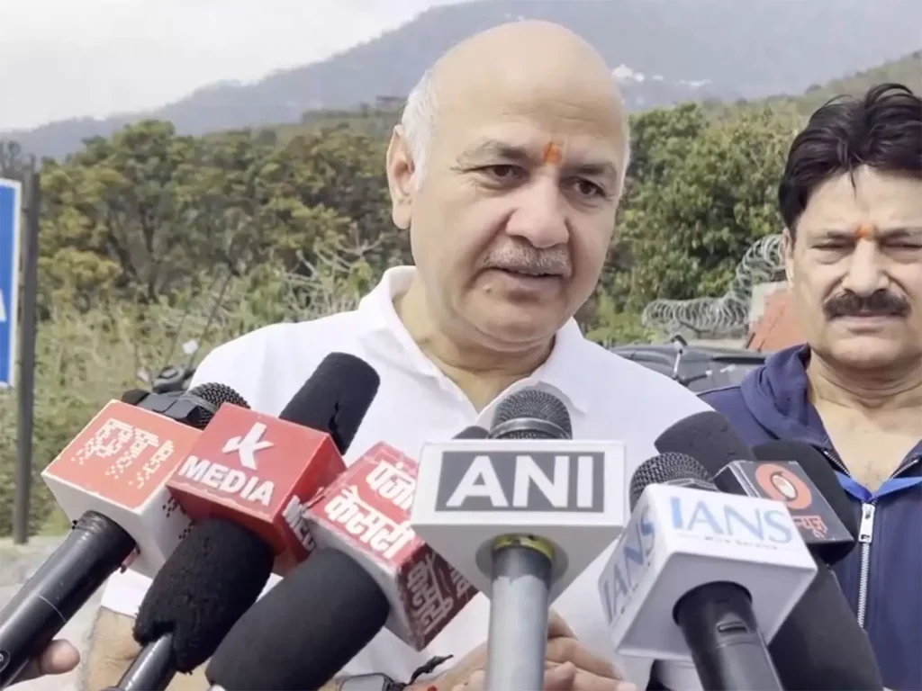 "PM मोदी सरकार को तो बस आवाज़ उठाने वालों को जेल में डालना आता है...": AAP नेता मनीष...