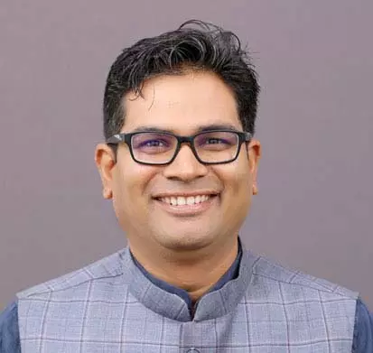 અમારી સરકાર યોગ્ય નાણાકીય વ્યવસ્થાપન માટે સંકલ્પબદ્ધ છેઃ નાણામંત્રી ઓ.પી. समुचित वित्तीय प्रबंधन के लिए हमारी सरकार दृढ़ संकल्पित: वित्तमंत्री ओपी...