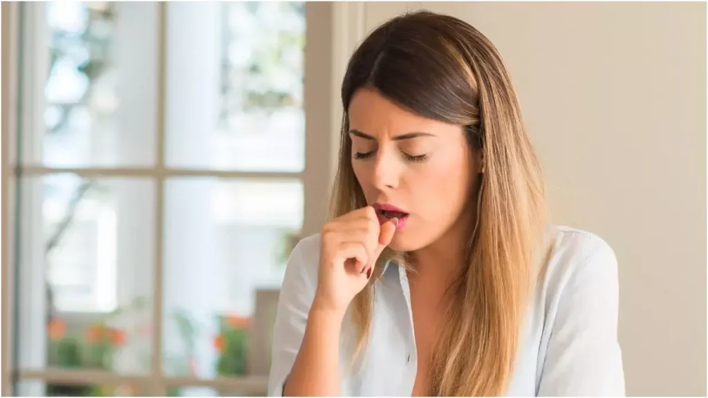 गीली बनाम सूखी खांसी: सही इलाज चुनने के लिए अंतर जानें