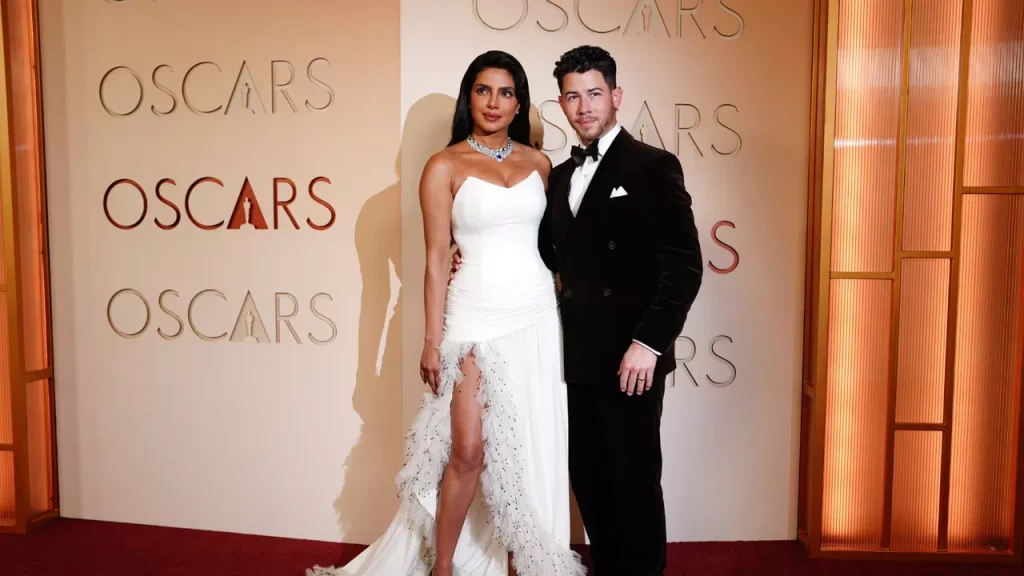 Oscars 2026: रेड कारपेट पर छाईं प्रियंका चोपड़ा और पति निक जोनस