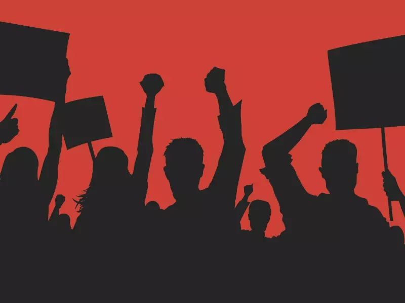 નાહન: સસ્પેન્ડ કરાયેલા કામદારો માટે ફોરેસ્ટ એમ્પ્લોઈઝ યુનિયને આગેવાની લીધી હતી Nahan: सस्पेंड कर्मियों के लिए वन कर्मचारी संघ ने मोर्चा संभाला