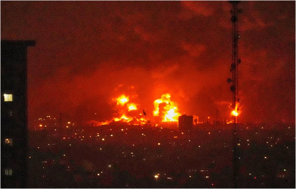 सबसे बड़े गैस प्लांट पर हमला, अमेरिका-इजराइल और ईरान जंग का आज 20वां दिन, LPG...