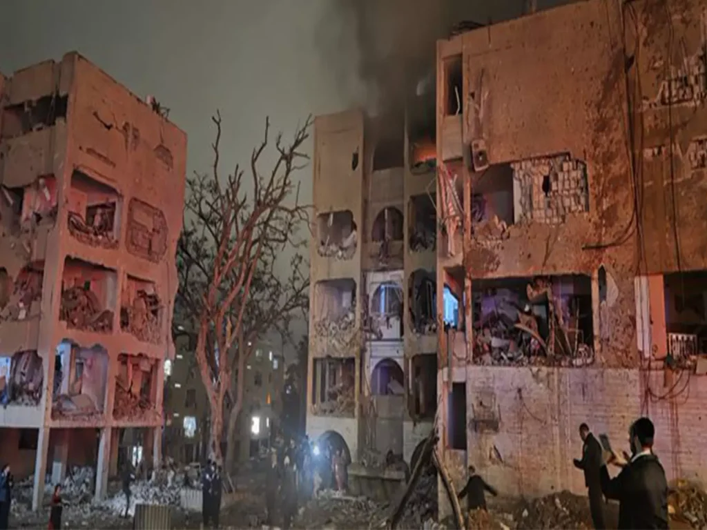 ईरानी मिसाइलों ने अराद और डिमोना को तबाह किया, 100+ घायल: Israel