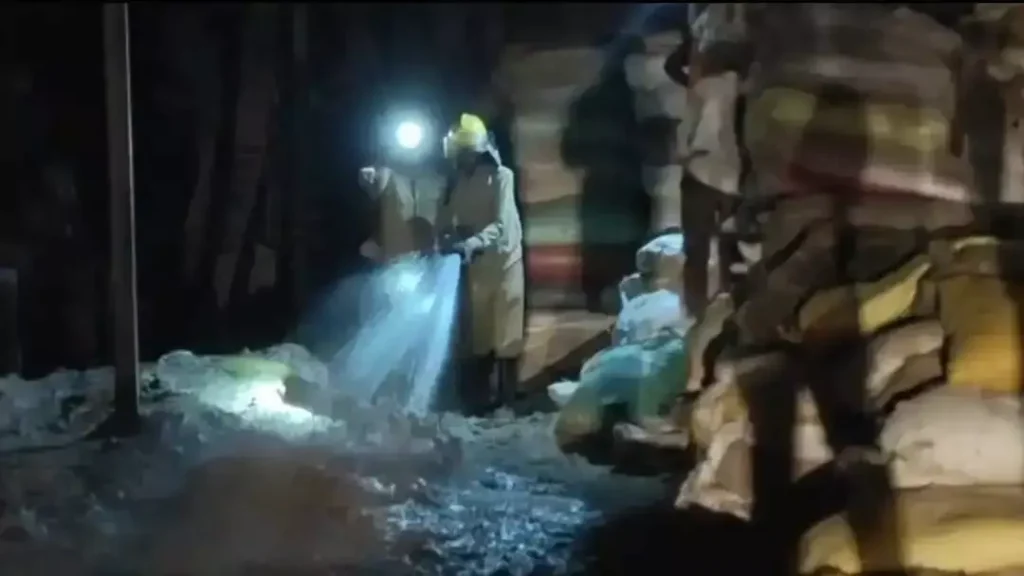 मेगा फूड पार्क बगौद में नैविक आयल एंड साल्वेंट प्लांट में आग, तीन श्रमिक...