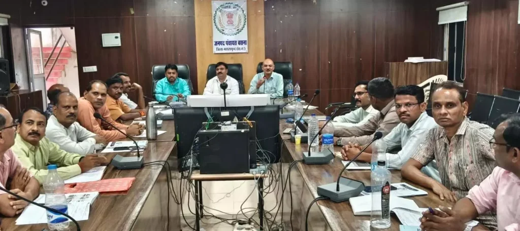 फील्ड में जाकर जनगणना कार्य का दिया व्यवहारिक प्रशिक्षण