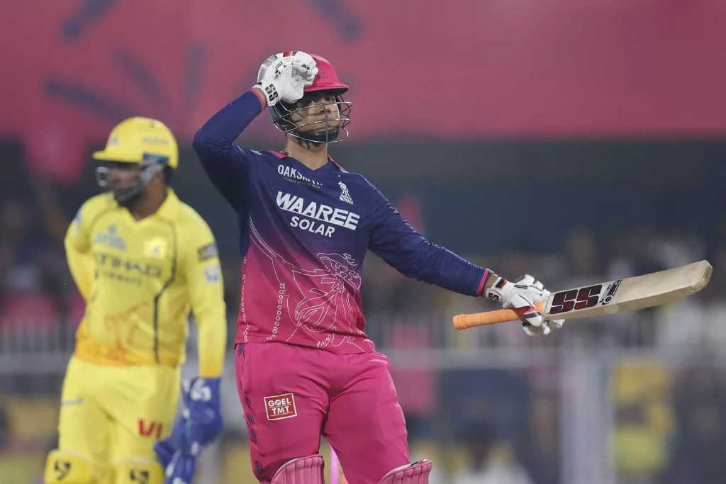 IPL 2026: રાજસ્થાન રોયલ્સ દ્વારા મજબૂત પ્રદર્શન, 101/2 સાથે મજબૂત સ્થિતિ IPL 2026: राजस्थान रॉयल्स का दमदार प्रदर्शन, 101/2 के साथ मजबूत स्थिति