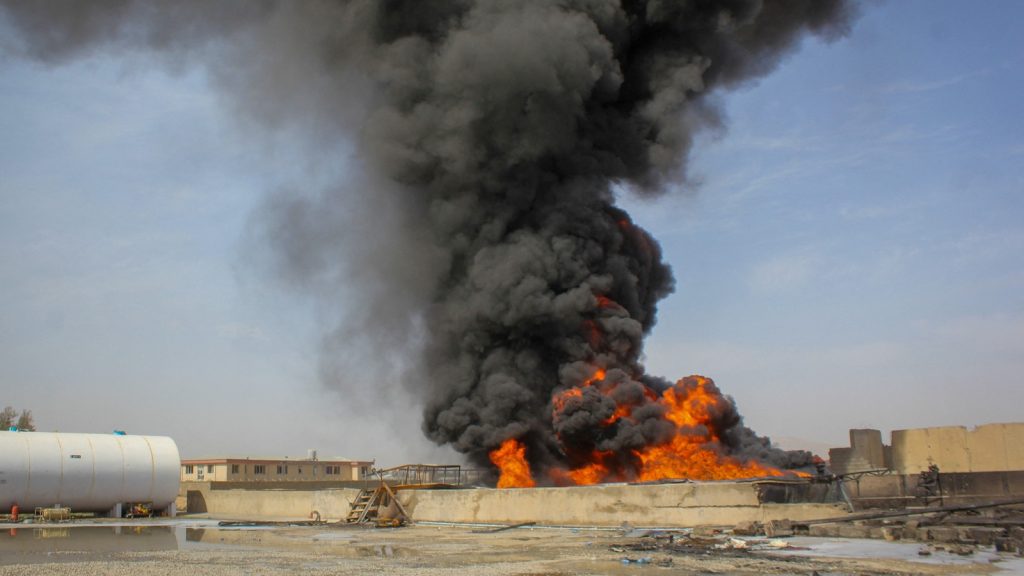 ‘धुआं-धुआं’ हुआ पाकिस्तान का मिलिट्री सेंटर ‘हमजा’, अफगानिस्तान का दावा-...