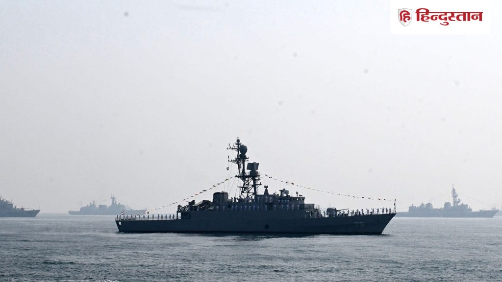 IRIS Dena से ईरानी नौसैनिक का पिता को आखिरी कॉल, कहा- US दे रहा डुबोने की चेतावनी