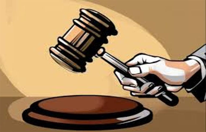 અંબાજી મંદિરના વહીવટદાર સાથે હાથાપાઈ કરવાની કોલેજના પૂર્વ… અંબાજી મંદિરના વહીવટદાર સાથે હાથાપાઈ કરવાની કોલેજના પૂર્વ...