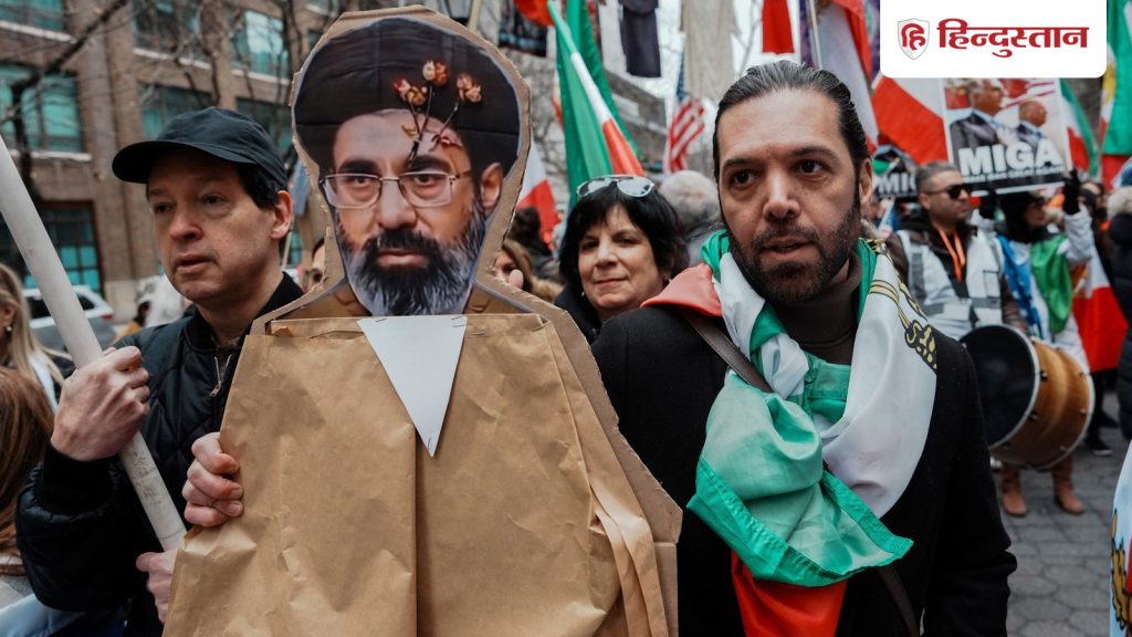 મોજતબા ખમેની પાસે પડી હતી મિસાઈલ, જાણો કેવી રીતે બચાવ્યો જીવ; ઓડિયો ક્લિપ… मोजतबा खामेनेई के पास ही गिरी थी मिसाइल, जानें कैसे बच गई जान; ऑडियो क्लिप...