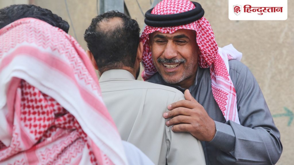 સમજાવનાર: કતાર અને કુવૈત જેવા દેશોમાં પણ લોકો ડરના કારણે ખુલ્લી જગ્યાએ નમાઝ અદા કરી શકતા ન હતા… Explainer: कतर और कुवैत जैसे देशों में भी खुली जगहों पर नमाज नहीं पढ़ पाए लोग, डर के...