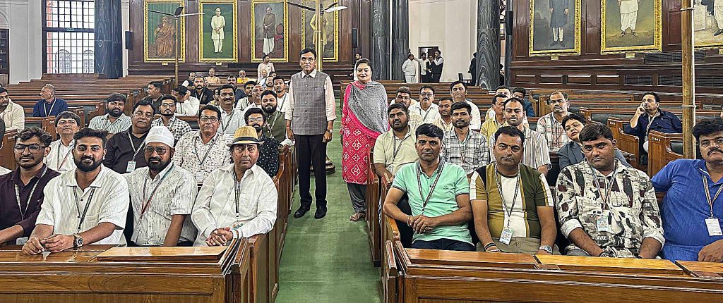 જામનગર લોકસભા ક્ષેત્રના મીડિયાકર્મીઓએ દિલ્હીના ‘સંસદ ભવન’ની મુલાકાત લીધી