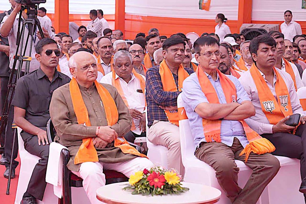 ‘મન કી બાત’ કાર્યક્રમમાં PM મોદીએ સુરેન્દ્રનગરની પાયલ મુંજપરાએ સોલર પાવર...