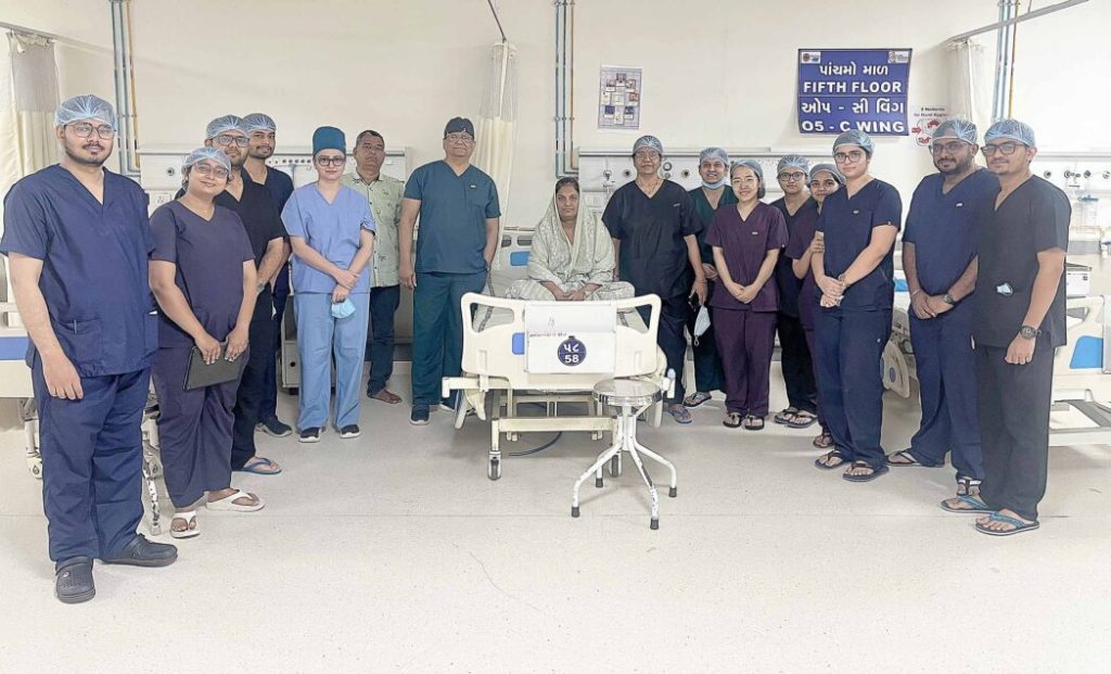 અમદાવાદ સિવિલના તબીબોની કુશળતા: બે જટિલ સર્જરીમાં મળી સફળતા, બે દર્દીઓને...