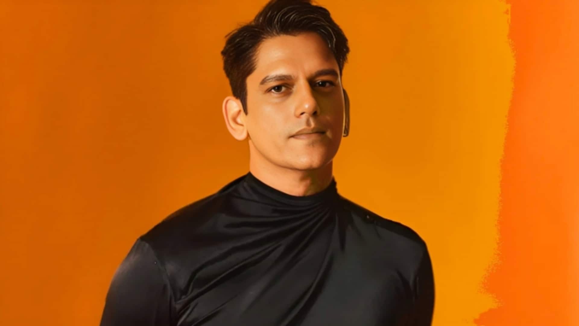 વિજય વર્મા બન્યો સટ્ટાબાજીની દુનિયાનો તાજ વગરનો રાજા, 'મટકા કિંગ'ની રિલીઝ ડેટ જાહેર વિજય વર્મા બન્યો સટ્ટાબાજીની દુનિયાનો તાજ વગરનો રાજા, 'મટકા કિંગ'ની રિલીઝ ડેટ જાહેર