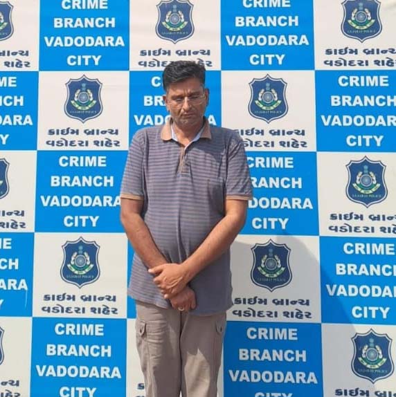 28 કરોડની ઉચાપત કરનાર વોર્ડ વિઝાર્ડ મેડિકેરના પૂર્વ CEOની ચોરી કેવી રીતે… 28 કરોડની ઉચાપત કરનાર વોર્ડ વિઝાર્ડ મેડિકેરના પૂર્વ CEOની ચોરી કેવી રીતે...