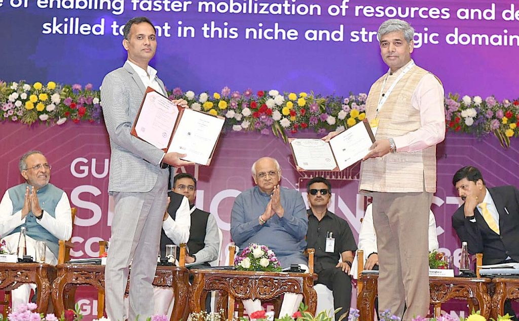 ગુજરાત બનશે ભારતનું ‘ગેટવે ટુ સિલિકોન’: ગાંધીનગર ખાતે ‘ગુજરાત સેમિકનેક્ટ...