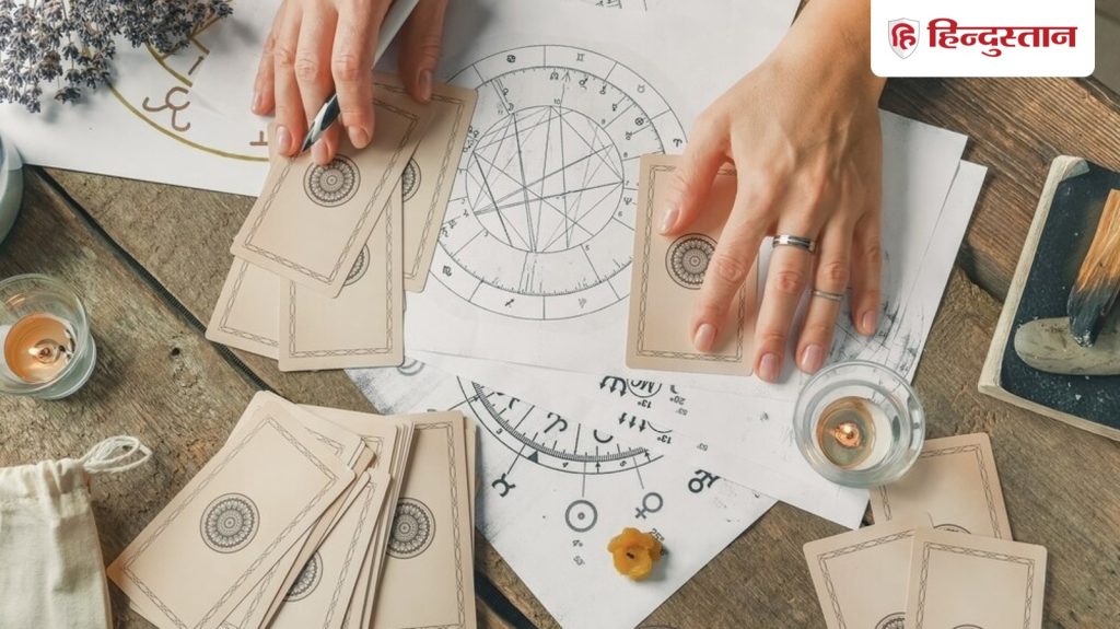 Tarot Rashifal: मार्च के अंत तक इन 5 राशियों की चमकेगी किस्मत, होगा धन लाभ, नौकरी में...