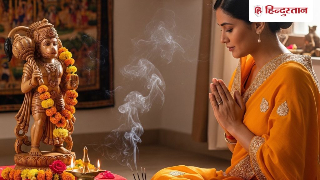 Hanuman janmotsav 2026: महिलाएं गले में क्यों लगाती हैं हनुमान जी का तिलक? नोट कर लें इसे...