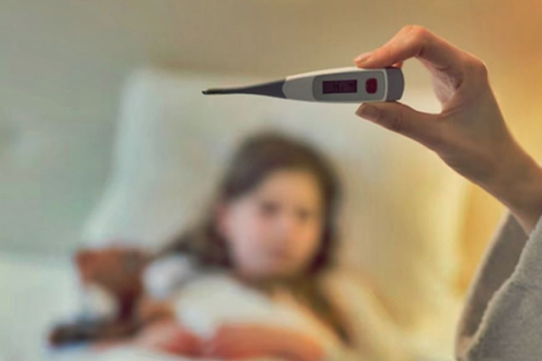 ખૂબ તાવ અને સાંધાનો દુખાવો ચિકનગુનિયાની નિશાની હોઈ શકે છે, આ સાવચેતીઓ રાખો तेज बुखार और जोड़ों में दर्द हो सकता है चिकनगुनिया का संकेत, बरतें ये सावधानी