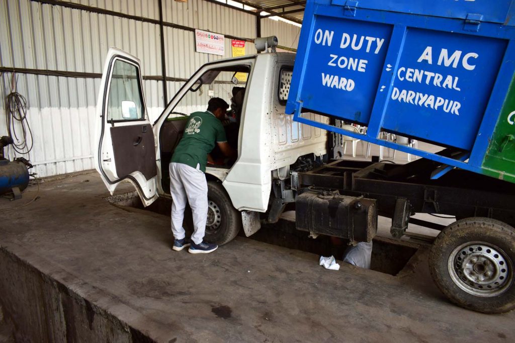 મ્યુનિ. કોર્પોરેશને ડોર-ટુ-ડોર વાનનું હેલ્થ ચેક-અપ અભિયાન શરૂ કર્યું