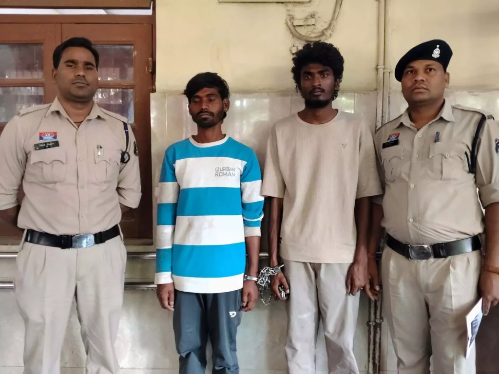 રાયપુર બ્રેકિંગ: કર્ણાટકના બે આંતરરાજ્ય ગુનેગારોની ધરપકડ Raipur Breaking: कर्नाटक के दो अंतर्राज्यीय बदमाश गिरफ्तार