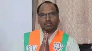 ઉદયપુર: કોંગ્રેસ અલગ આદિવાસી ધર્મ કોડના એજન્ડાને આગળ ધપાવી રહી છેઃ સાંસદ રાવત Udaipur: कांग्रेस आदिवासी अलग धर्म कोड के एजेंडा को आगे बढ़ा रही: सांसद रावत