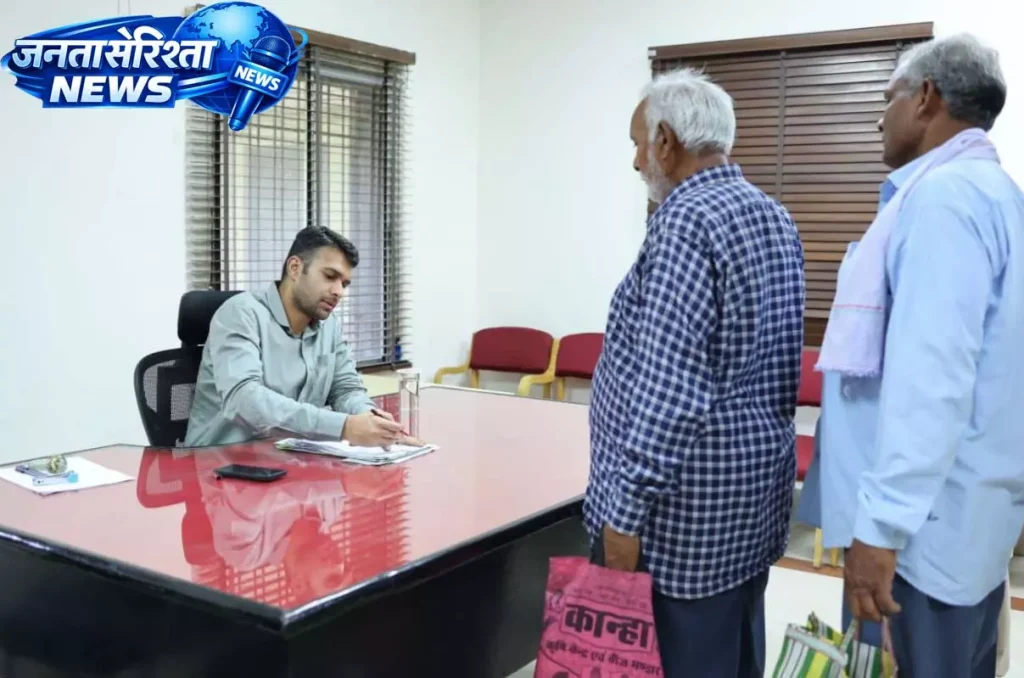 कलेक्टर ने सुनी आमजन की समस्याएं, कई प्रकरणों का मौके पर समाधान