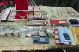 ઓડિશામાં પશુ માફિયાઓ પર દરોડા, 50 લાખ રૂપિયા અને જ્વેલરી મળી Odisha में मवेशी माफिया पर छापा, 50 लाख रुपये और गहने बरामद