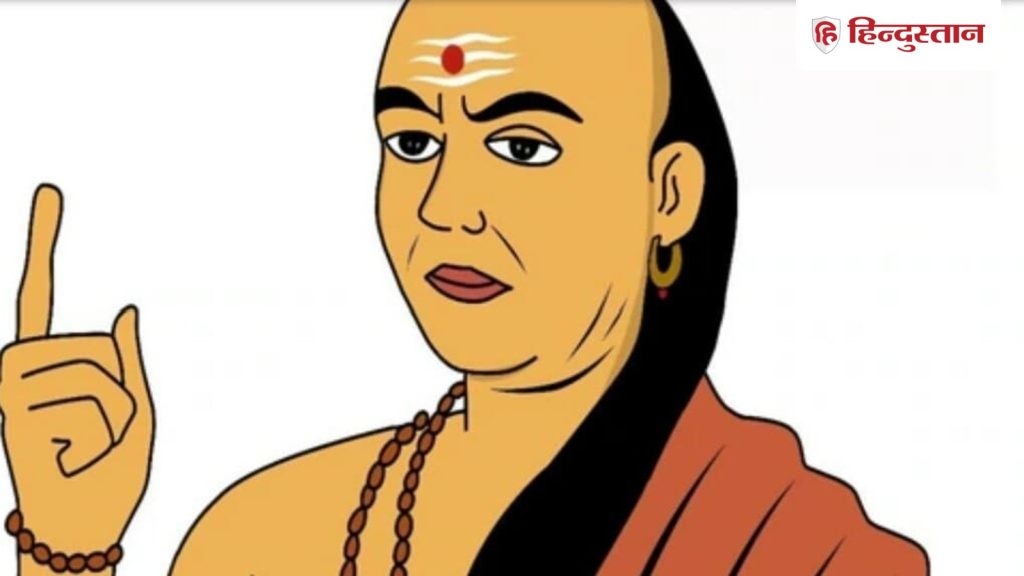 Quote Of The Day: इन 4 चीजों से बना लें दूरी, जीवन होगा सुखी, पढ़ें आचार्य चाणक्य के विचार