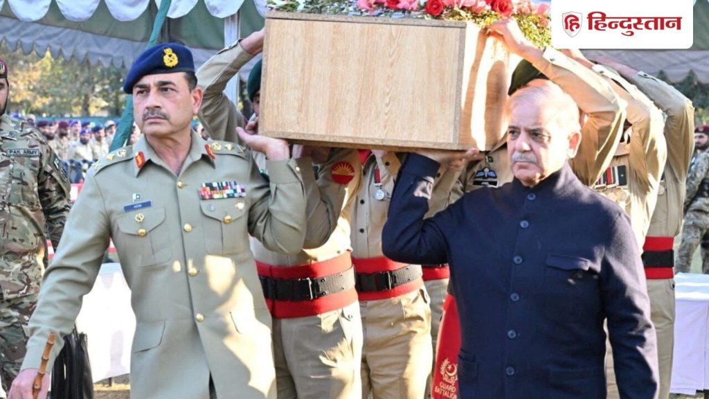 પૈસા પરત કરો, UAEનું પાકિસ્તાનને અલ્ટીમેટમ; હવે શાહબાઝની આશા કોના પર છે? पैसे वापस करो, UAE का पाकिस्तान को अल्टीमेटम; अब किस पर टिकी शहबाज की उम्मीदें?