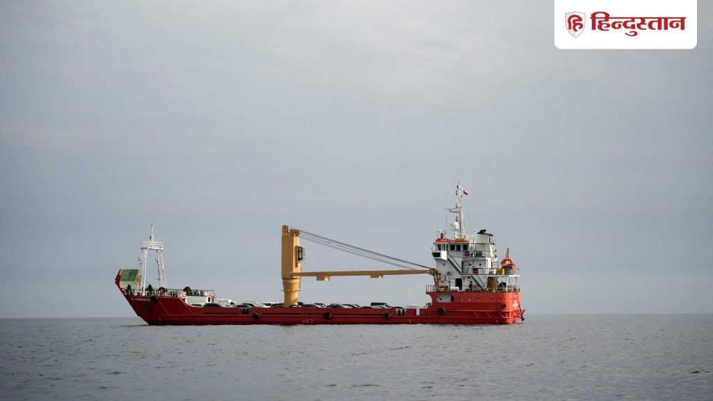 તેલ માટે હોબાળો થશે! અમેરિકા આજથી ઈરાનના બંદરોની રક્ષા કરે છે; હોર્મુઝ પર… तेल के लिए मचेगा हाहाकार! ईरानी पोर्ट्स पर आज से अमेरिका का पहरा; होर्मुज पर...