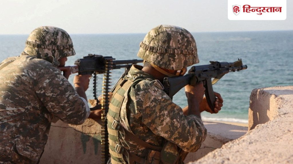 Explainer: लाइट बंद की और सीधे अरब सागर... US नेवी की आंखों में धूल झोंक होर्मुज से दो...