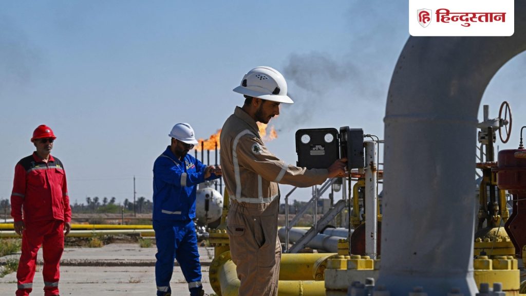 ईरान के पास नहीं बची तेल रखने की जगह, पुराने और कबाड़ टैंकों में कर रहा स्टोर