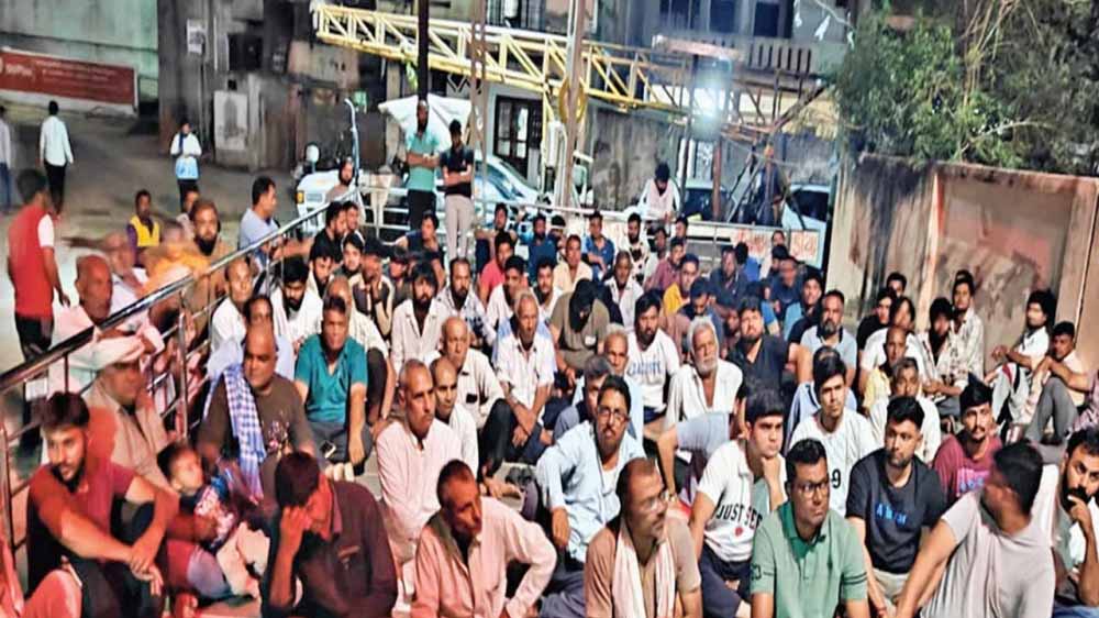 મહેસાણાના તાવડિયામાં ૮૦ મીટર રિંગ રોડના વિરોધમાં ચૂંટણી બહિષ્કારની ચીમકી મહેસાણાના તાવડિયામાં ૮૦ મીટર રિંગ રોડના વિરોધમાં ચૂંટણી બહિષ્કારની ચીમકી