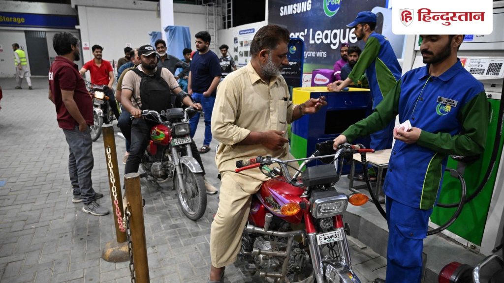 5-7 दिन का कच्चा तेल बचा, पाकिस्तान के पेट्रोलियम मंत्री का बड़ा कबूलनामा;...