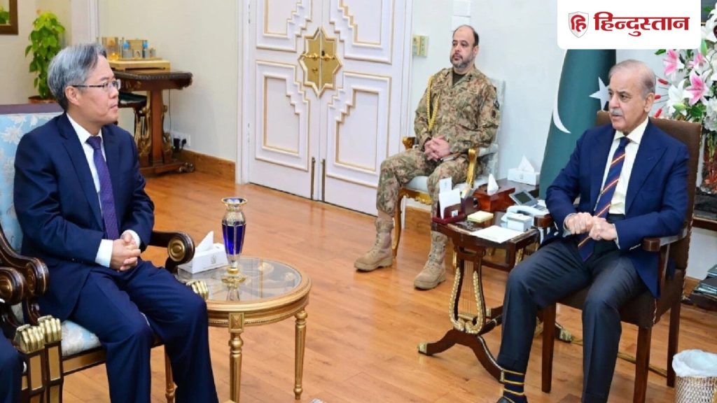 ईरान-अमेरिका में तनातनी के बीच पाक PM से मिले चीनी राजदूत, क्यों किया...