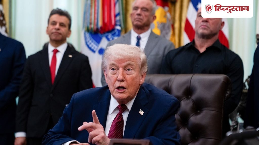 US में ही औंधे मुंह गिरे ट्रंप! दो तिहाई लोगों को पसंद नहीं स्वभाव-कामकाज;...