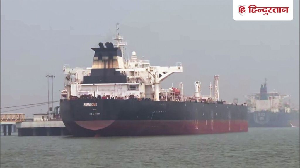 अमेरिका-ईरान में भले नहीं बनी हो बात, लेकिन स्ट्रेट ऑफ होर्मुज से आ रही गुड...