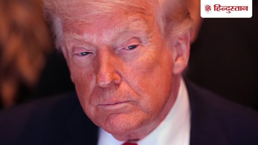 શું ઈરાન અમેરિકા સામે ઝૂકશે? શાંતિ વાટાઘાટો દરમિયાન ટ્રમ્પ હોટ લાઇન પર જોડાયેલા હતા, 12… US के आगे झुकेगा ईरान? शांति वार्ता में हॉट लाइन पर जुड़े थे ट्रंप, 21 घंटे में 12...