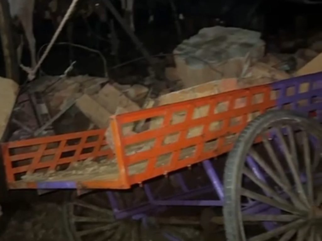 માણસામાં માવઠા વખતે દીવાલ ઘસી પડતા બાળકનું મોત, એક ઈજાગ્રસ્ત