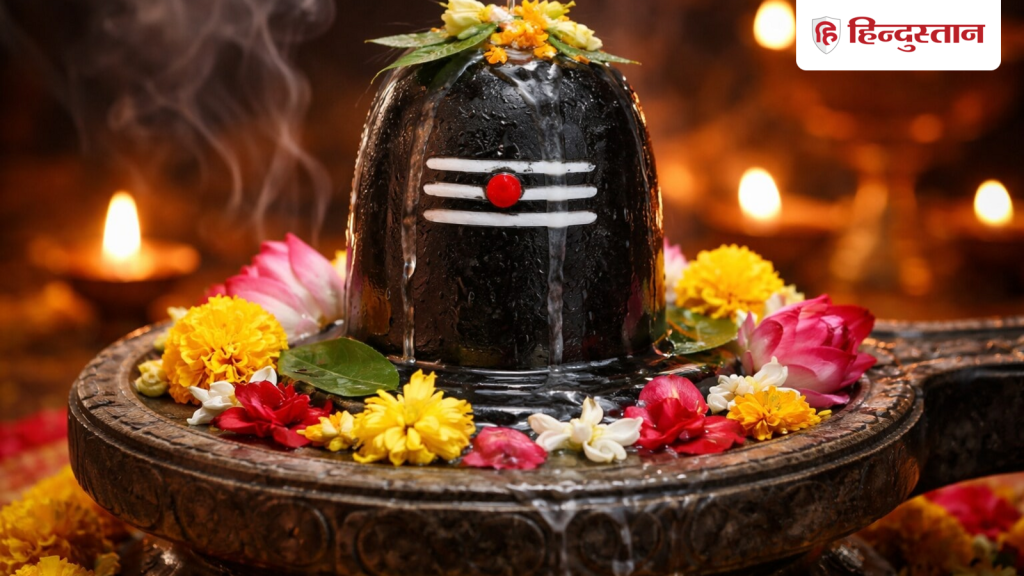 Astro Tips: पूजा में भगवान को फूल धोकर अर्पित करना चाहिए या नहीं?