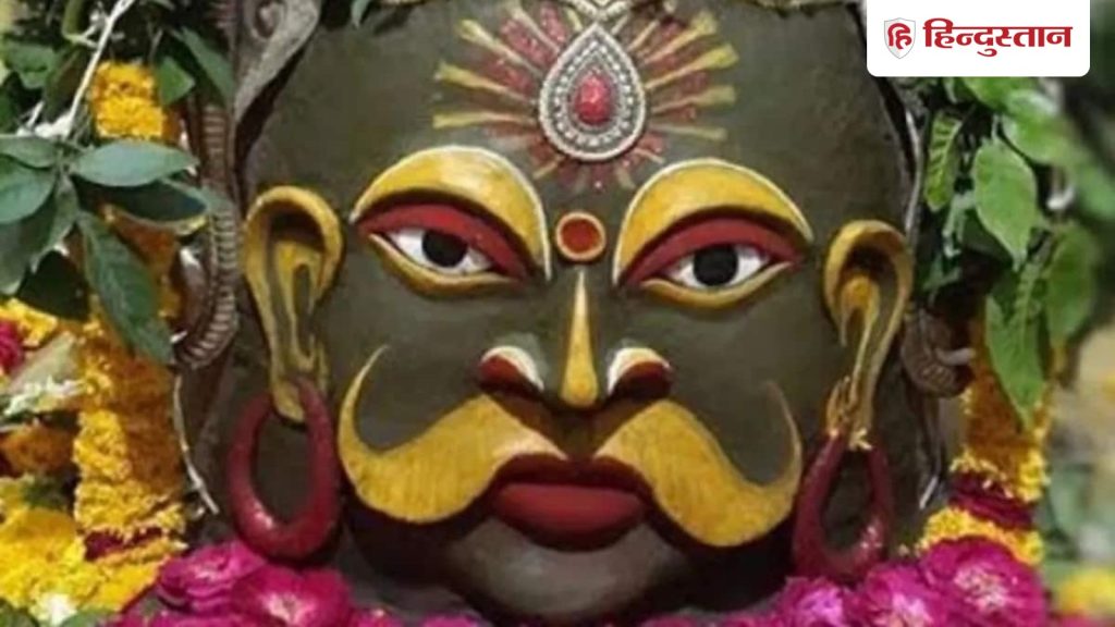 Kalashtami 2026: वैशाख माह की कालाष्टमी पर काल भैरव को चढ़ाएं ये चीजें, दूर होंगे सकंट