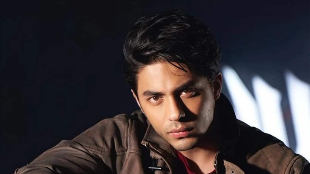 शाहरुख खान के बेटे आर्यन ने शादी में निभाई 'जूता चुराई' रस्म, देखें मजेदार वीडियो 