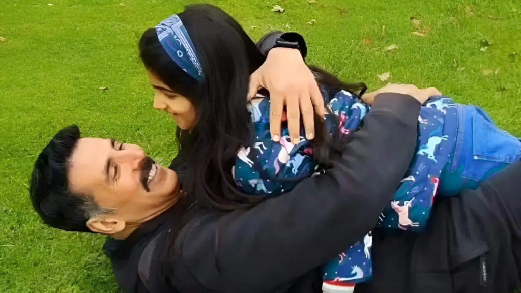 अक्षय कुमार की बेटी नितारा ने दिखाई बहादुरी, सूझ-बूझ से पकड़वाया साइबर अपराधी 