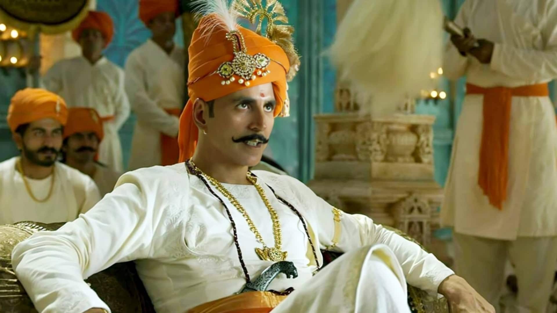 'સમ્રાટ પૃથ્વીરાજ'માં નકલી મૂછો પહેરવા પર અક્ષય કુમારે મૌન તોડ્યું - મને માફ કરો