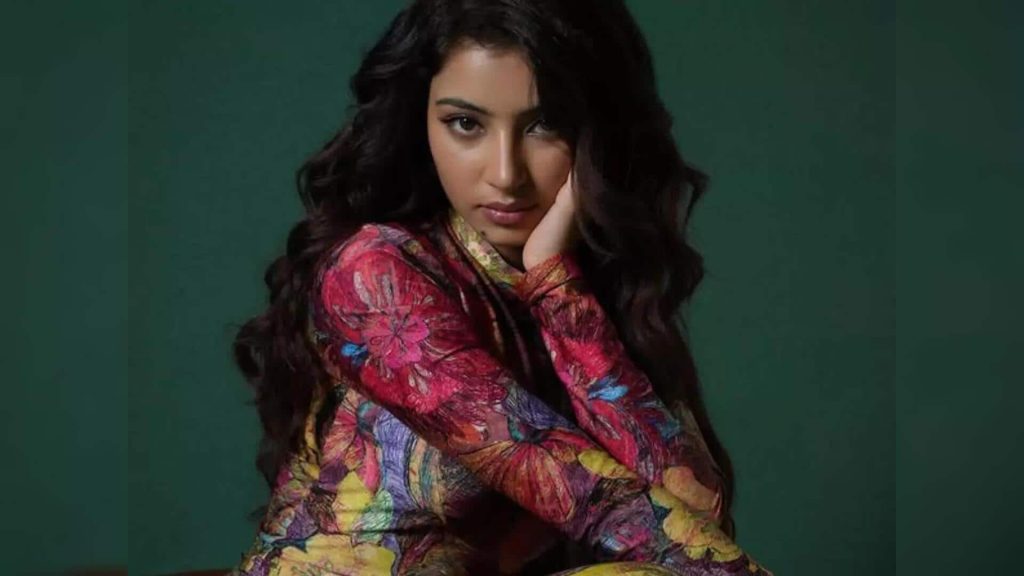 'मधुबाला' के किरदार को निभाएंगी सारा अर्जुन, 'धुरंधर' के बाद हाथ लगी बायोपिक